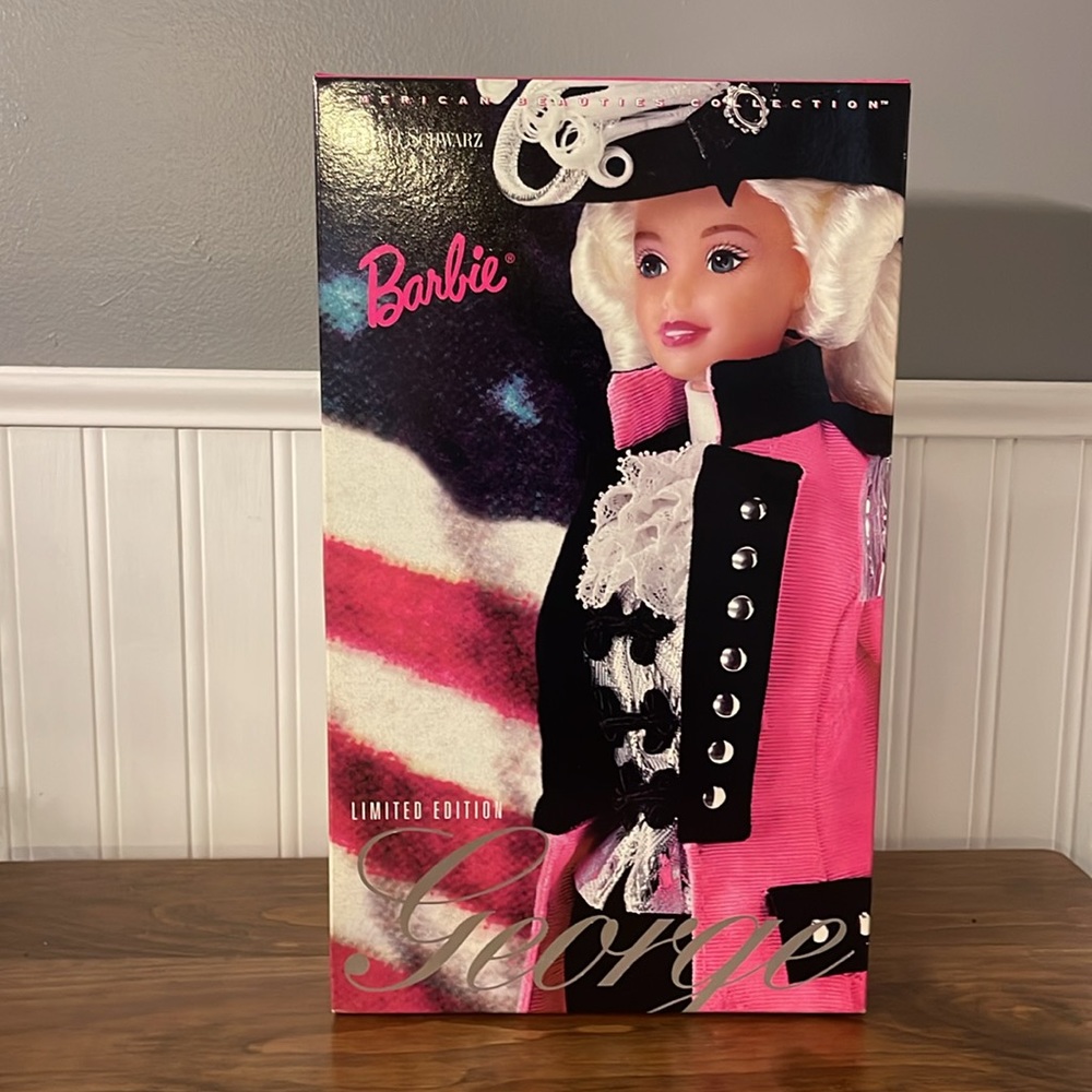 George Washington Barbie - Picture 5 of 9